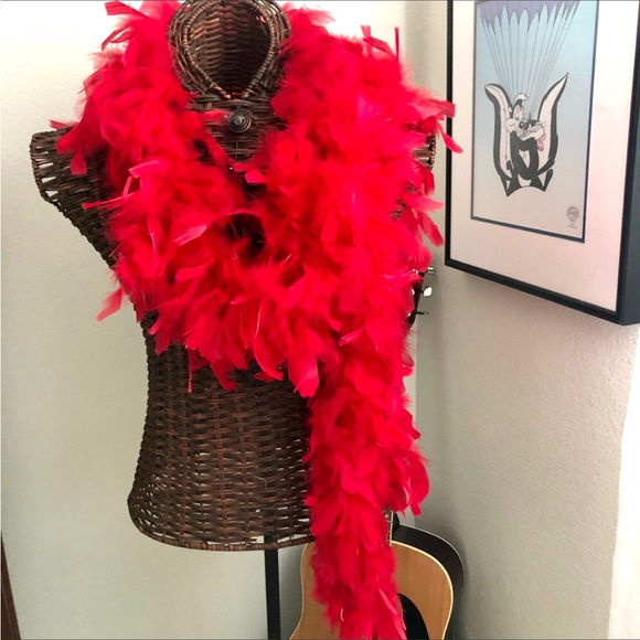 NWT Fluffy Red Long Red Feather Boa - Picture 1 of 5